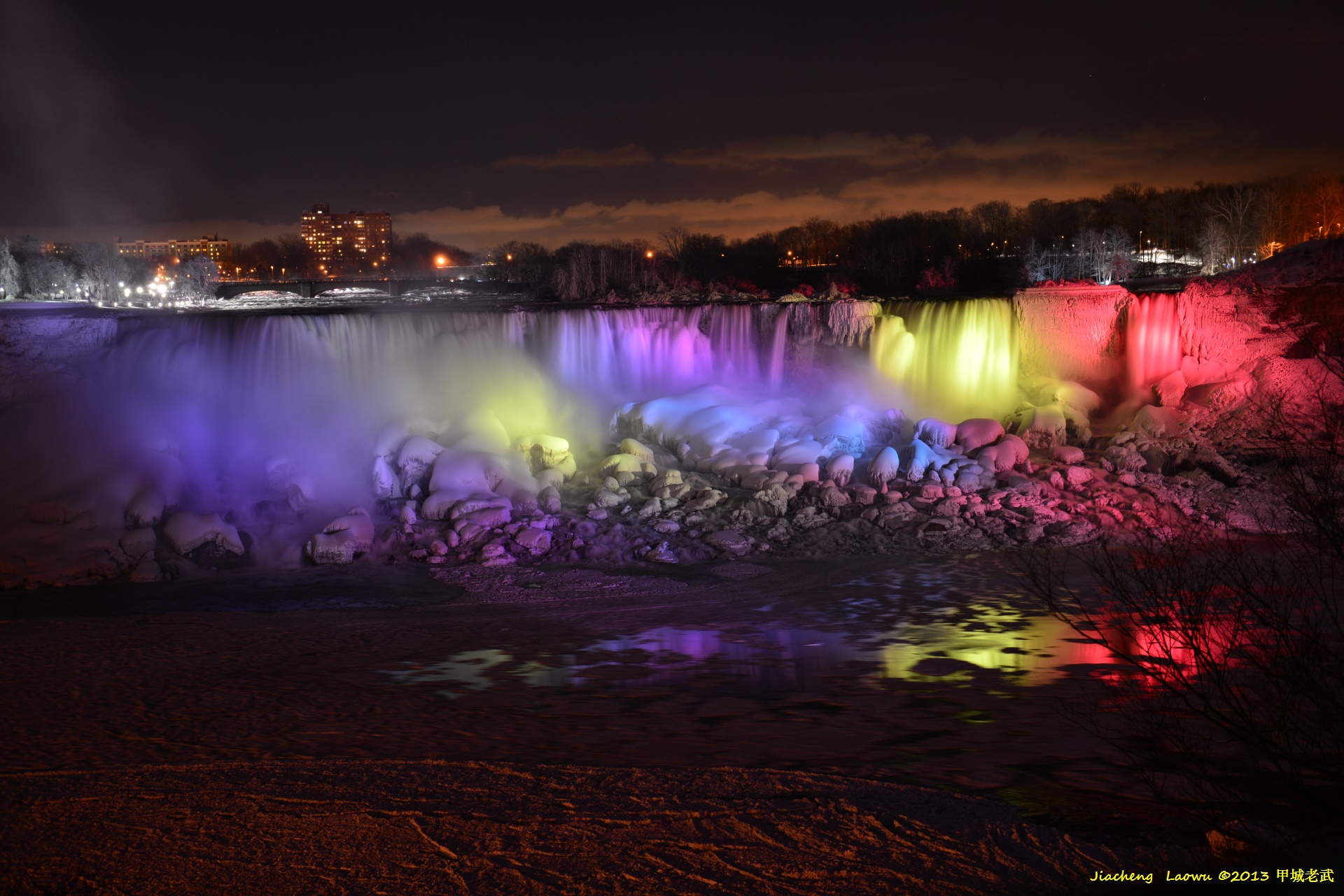 Niagra Falls Rainbow Bridge 